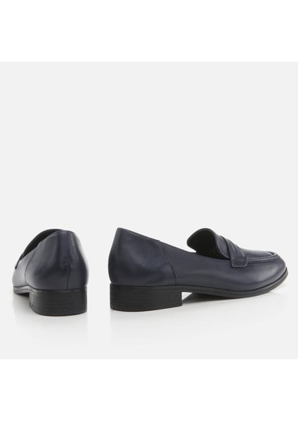 01AYH274640A680 Hakiki Deri Lacivert Kadın Loafer