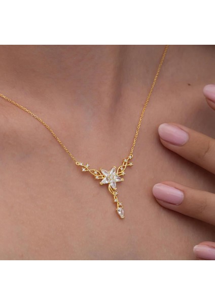 Sarmaşık Lotus Çiçeği Altın Kaplama 925 Gümüş Kadın Kolye