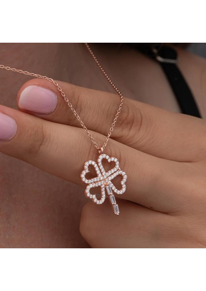Yonca Desenli Rose Kaplama 925 Gümüş Kadın Kolye fiyatları