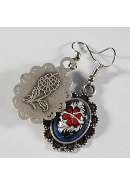 Mavi Zemin Kırmızı Yonca İznik Çini Küpe fiyatları