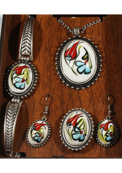 Single Tulip Jewelry Set fiyatları