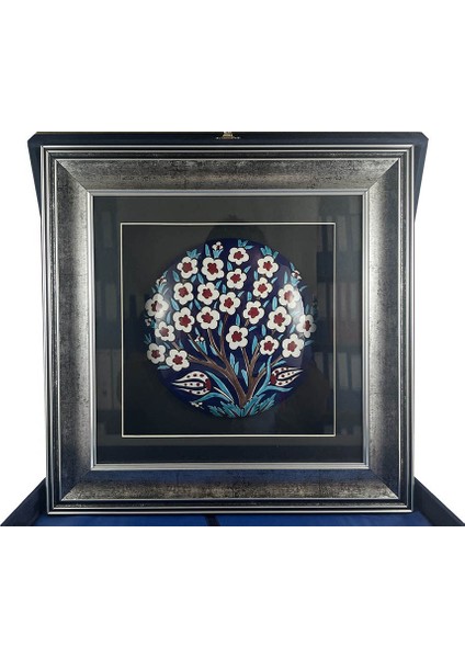 Hayat Ağacı ve Lale Desenli Paspartulu İznik Çini Pano