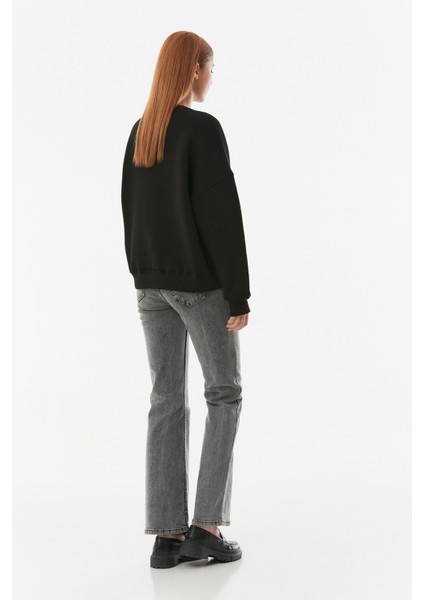 Nakışlı Bisiklet Yaka Oversize Sweatshirt fırsatları