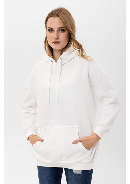Kadın Kapüşonlu Kanguru Cep Detaylı Üç Iplik Sweatshirt