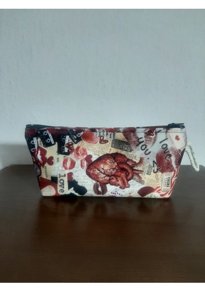 Aesthetic Love Desenli Tasarım Kalemlik - Makyaj Çantası