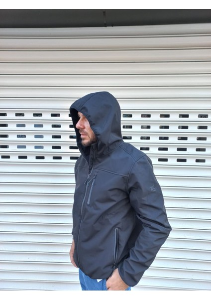 Siyah Renk Basıc Softshell Mont