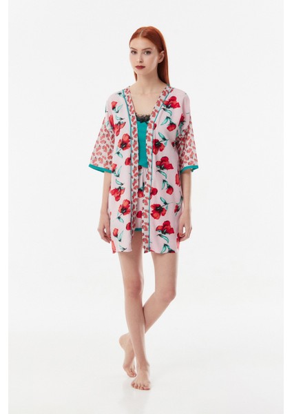 Çiçek Desenli Şortlu 3 Lü Pijama Takımı