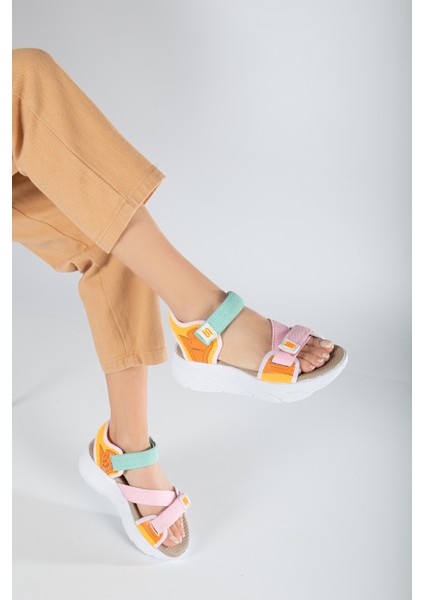 Kadın Günlük Faylon Dolgu Taban Cırtlı Spor Günlük Sandalet SS001-0148 Multi