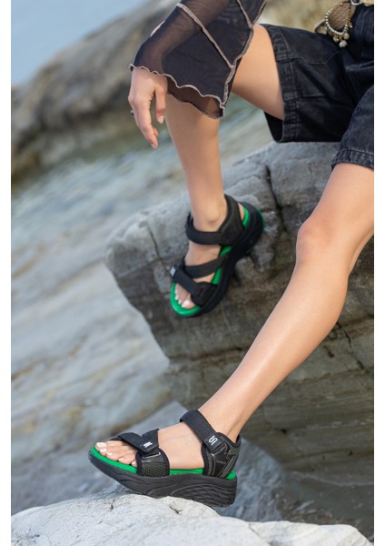 Kadın Günlük Faylon Dolgu Taban Cırtlı Spor Günlük Sandalet SS001-0148 Siyah Yeşil