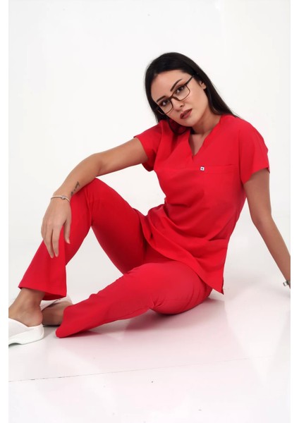 Kadın Linda Yarasakol Nar Çiçeği Renk Scrubs Takım fiyatları