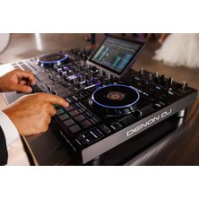 Denon DJ Prime 4+ DJ Controller