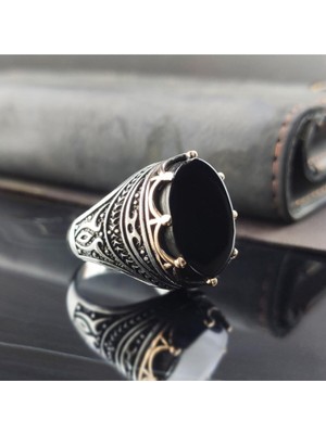 Vogutima Vog Kral Tacı Desenli Siyah Oniks 925 Ayar Gümüş Erkek Yüzük