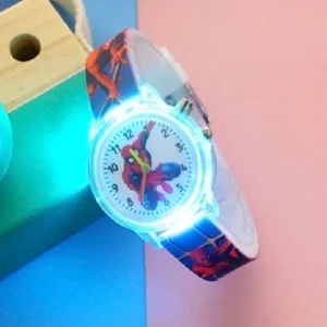 Spiderman Marvel Işıklı Çocuk Kol Saati