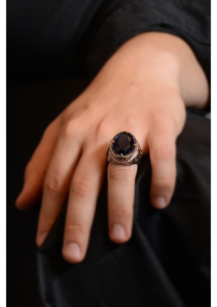 Vog Safir Taşlı Yanı Göktürkçe Türk Yazılı 925 Ayar Erkek Gümüş Yüzük fiyatları