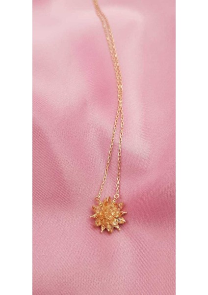 Vog Bal Köpüğü Zirconia Taşlı Nilüfer Lotus Çiçeği Şık Tasarım 925 Ayar Gümüş Rodiumlu Kolye