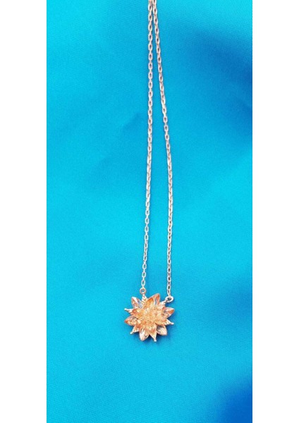 Vog Bal Köpüğü Zirconia Taşlı Nilüfer Lotus Çiçeği Şık Tasarım 925 Ayar Gümüş Rodiumlu Kolye fırsatları