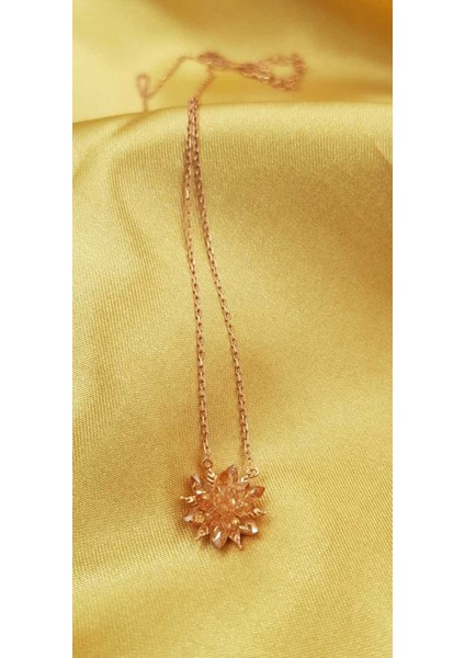 Vog Bal Köpüğü Zirconia Taşlı Nilüfer Lotus Çiçeği Şık Tasarım 925 Ayar Gümüş Rodiumlu Kolye indirimleri