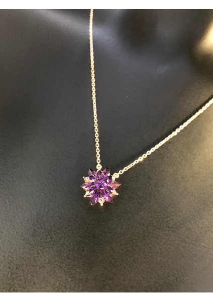 Vog Lotus Çiçeği Ametist Taşlı Anneye,sevgiliye,arkadaşa 925 Ayar Gümüş Roze Renk Kolye modelleri