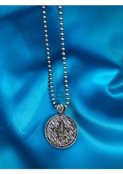 Vog Gotik Tasarım Fleur De Lis Zambak Çiçeği 925 Ayar Gümüş Kolye fırsatları