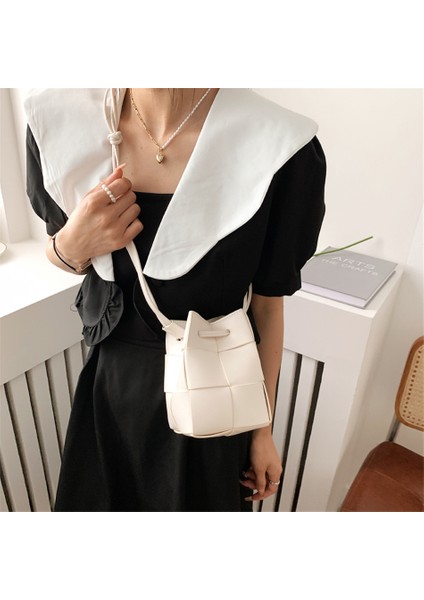 Sarı Sonbahar Örgü Kadın Küçük Kova Pu Deri Yan Omuz ve Kadın Crossbody Çantası (Yurt Dışından) fırsatları