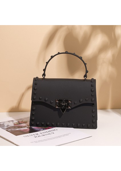 Şampanya Kadın Pvc Kadın Omuz Tasarımcı Kadın Için Crossbody Küçük Perçin Messenger Çantası (Yurt Dışından) fırsatları