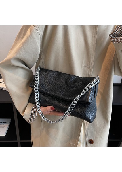 Kırmızı Leftsıde Omuz Yan Kadın Için Trendleri Tasarımcı Küçük Yumuşak Deri Crossbody Zincir ve Cüzdanlar Çantası (Yurt Dışından) fırsatları