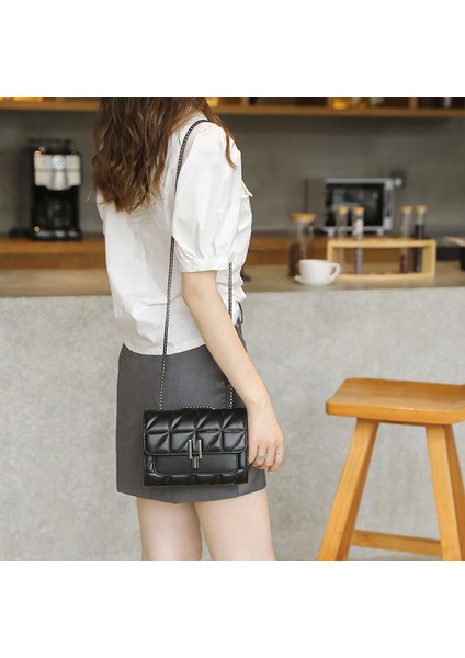 Tasarımcı Kadın Deri Zincir Kadın Için Crossbody Kadın Omuz Messenger Küçük Kare Çantası (Yurt Dışından) fiyatları