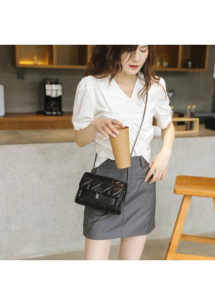 Tasarımcı Kadın Deri Zincir Kadın Için Crossbody Kadın Omuz Messenger Küçük Kare Çantası (Yurt Dışından) modelleri