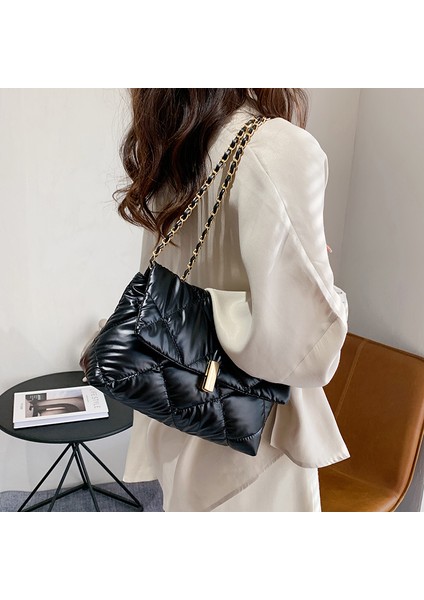 Omuzdan Askili Kadın Parlak Yumuşak Deri Zincir Kayış Kadın Omuz Flap Yumuşak Kavramalar Crossbody Çantası (Yurt Dışından)