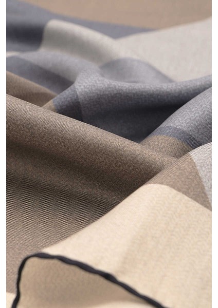 Ekru Gri Geometrik Desen Twill Ipek Eşarp modelleri