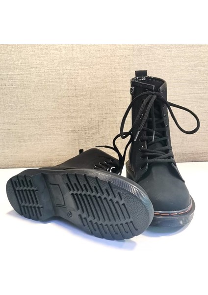 2150 Kız Çocuk Postal Bot Zümrüt modelleri