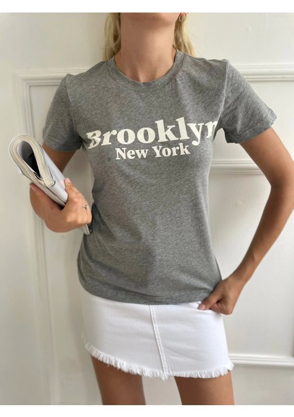 Kadın Basic Tişört Brooklyn New York Baskılı Gri