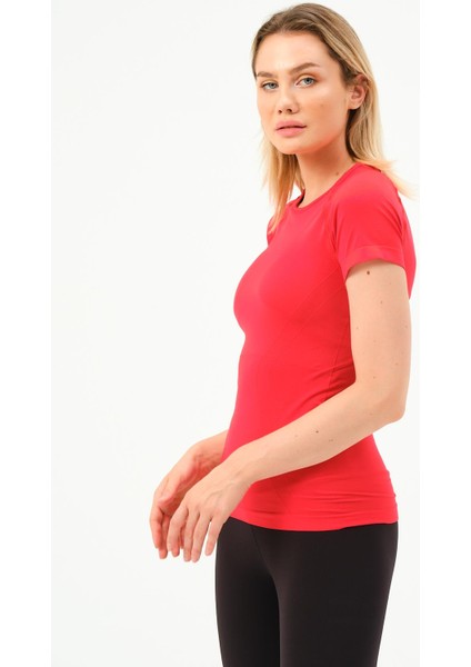 P-007899-KADIN Seamless (Dikişsiz) Yumuşak Dokulu Spor Kısa Kol T-Shirt-Kırmızı fiyatları