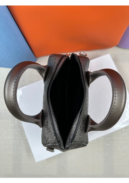 Kadın El, Omuz, Postacı, Çapraz Mini Çantası modelleri