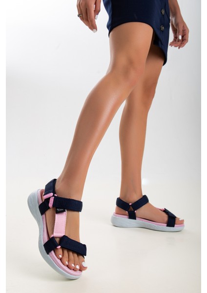 Kadın Kısa Topuk Rahat Taban Cırtlı Günlük Spor Sandalet SS001-0158 Laci Pembe