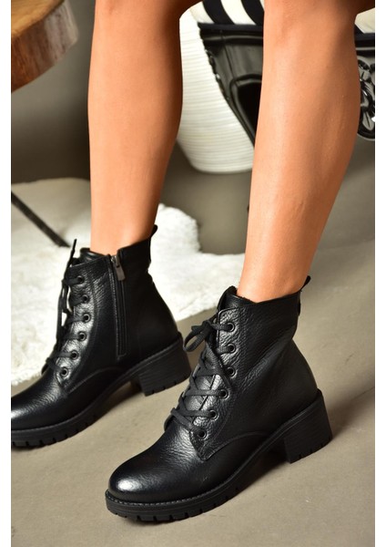 R555054103 Siyah Deri Alçak Tabanlı Kadın Postal Bot fiyatları
