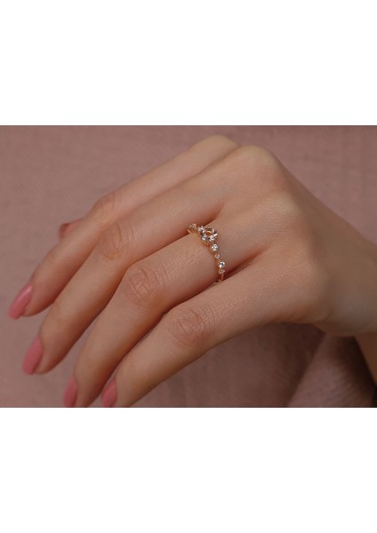 Pırlanta ve Morganite Taşlı Petra Yüzük 0402R0027