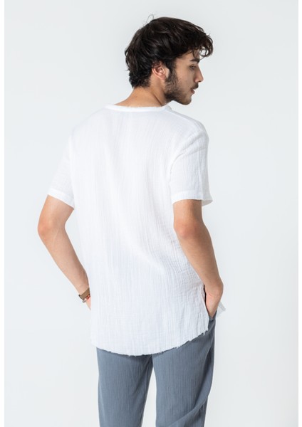 Beyaz Pis Yaka Yırtmaç Detay Rahat Kesim Müslin Bluz fırsatları