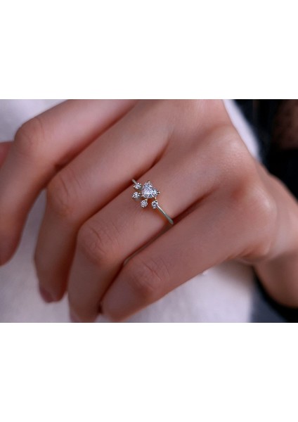 Pırlanta ve Beyaz Topaz Taşlı Kedi Patisi Yüzük 0402R0030 fırsatları