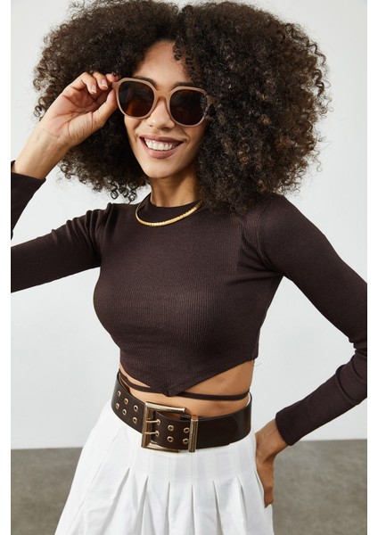 Kahverengi Biye Detaylı Crop Kaşkorse Bluz 2KXK2-45853-18