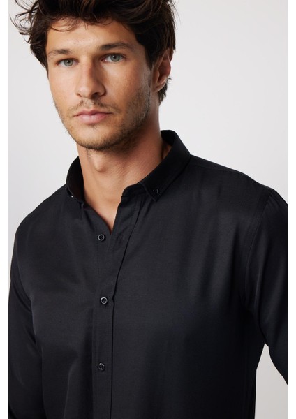 Slim Fit Pamuklu Kolay Ütü Düz Siyah Erkek Gömlek modelleri