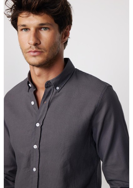 Slim Fit Uzun Kol Biyeli Yaka Düğmeli Keten Gri Erkek Gömlek modelleri