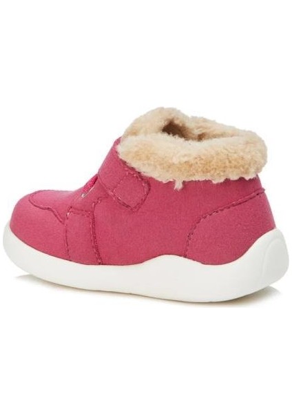 946.21K.223 Fuşya Çocuk Bot modelleri