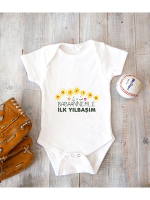 Tuğba Baby Kişileştirebilir Isme Özel Tasarlanabilen Pamuklu Baskılı Yılbaşı Babaanne Zıbın Body 001U