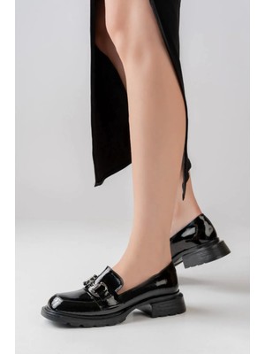 MTM Shoes Kadın Siyah Kırı Rugan Tokalı Loafer Ayakkabı
