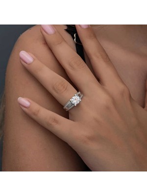 Stil Love Gümüş Tek Taş Kadın Yüzük