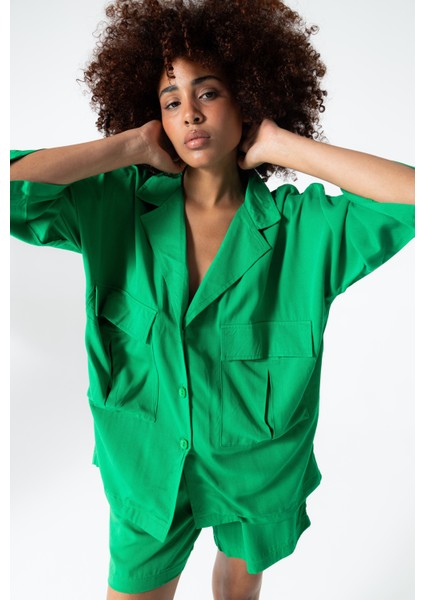 Benetton Yeşili Düğmeli Rahat Kesim %100 Pamuk Ceket Gömlek indirimleri