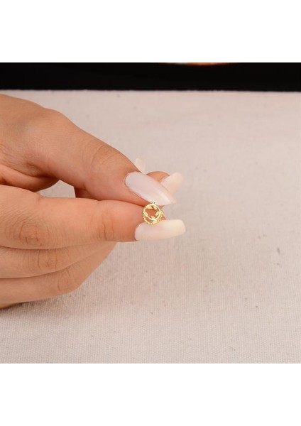 14K Altın Yapraklı Küpe modelleri