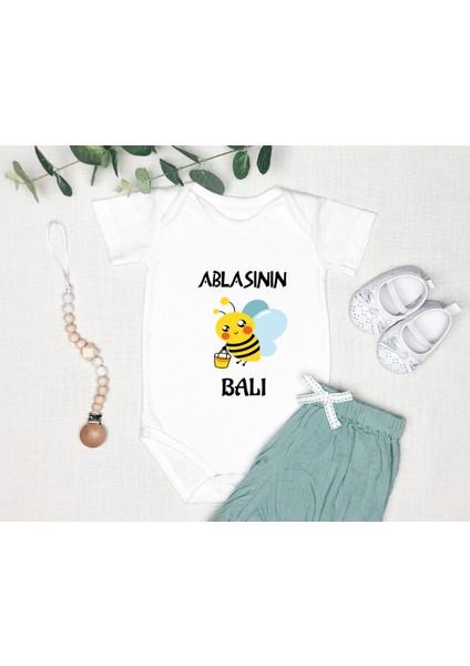 Isme Özel Isimli Baskı Yazılabilen %100 Pamuk Ablasının Balı Bebek Zıbın Bod