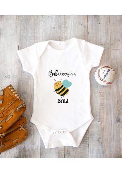 Isme Özel Isimli Baskı Yazılabilen Pamuk Babaannesinin Balı Bebek Zıbın Bod